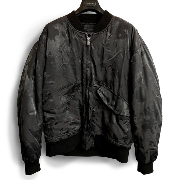 RARE NWOT Marc by Marc Jacobs Navy Camo Bomber - Picture 1 of 4
